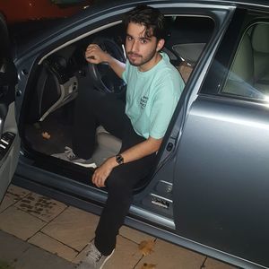 Meet your Posher, Wasi